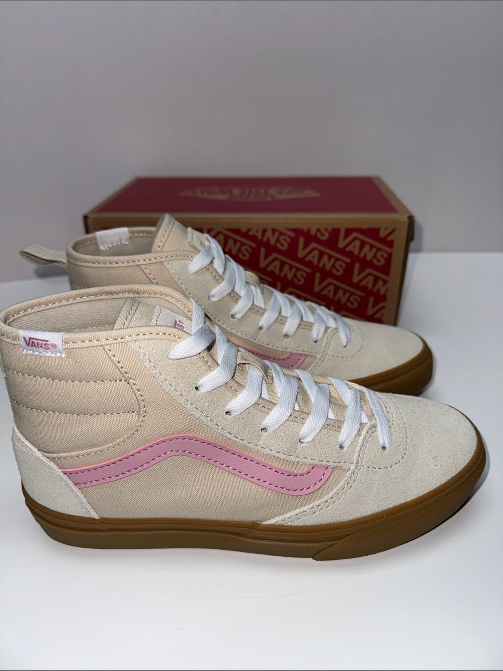 Vans Kids High-Top Sneakers in Beige with Pink Stripe
